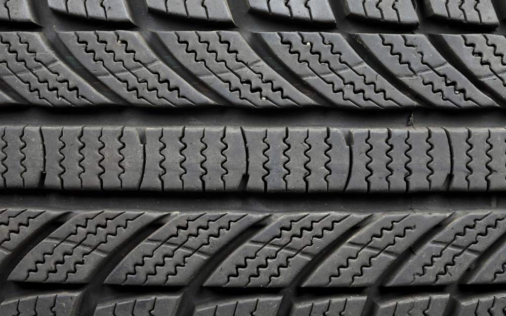 Dettaglio ravvicinato pneumatici invernali